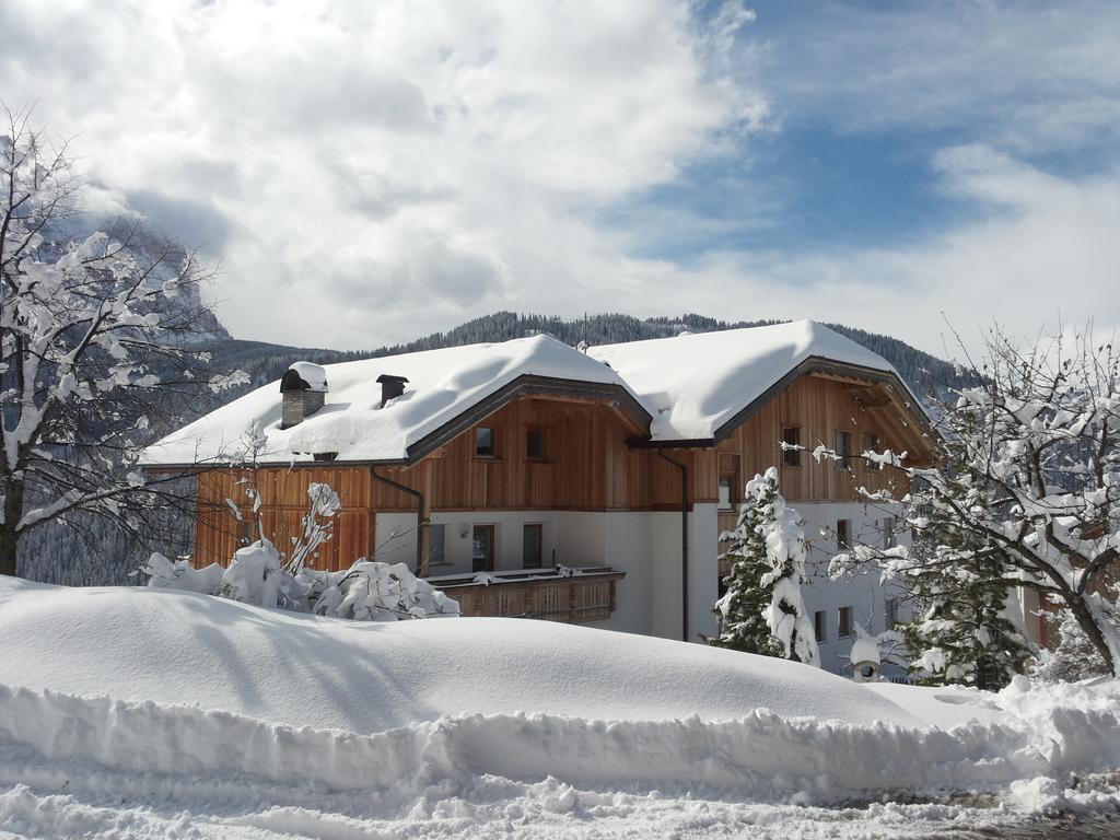 Ciasa Raut Appartement La Valle Buitenkant foto