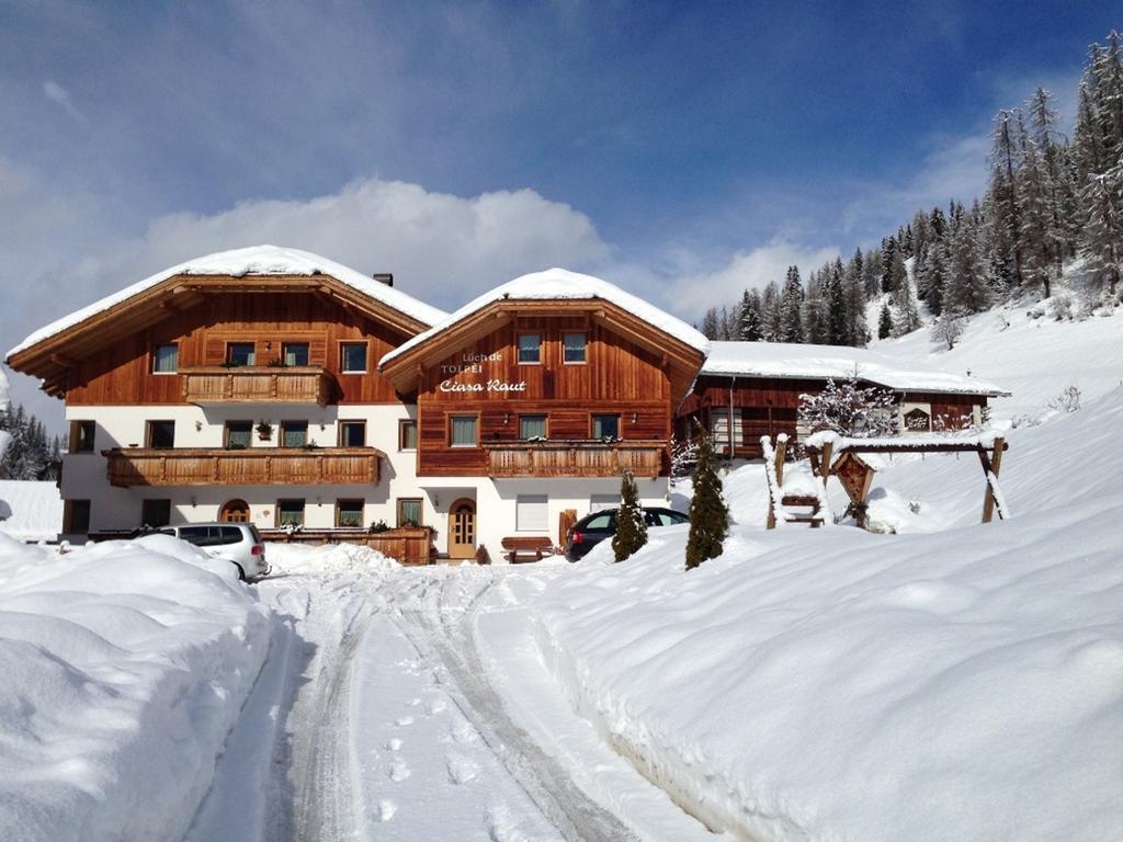 Ciasa Raut Appartement La Valle Buitenkant foto