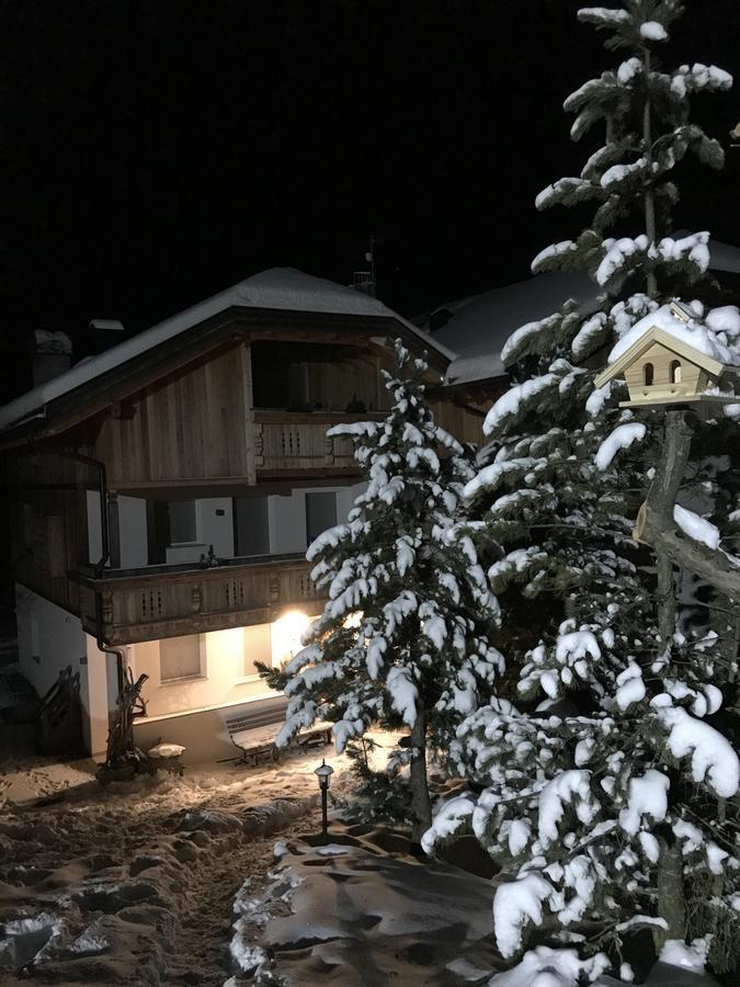 Ciasa Raut Appartement La Valle Buitenkant foto